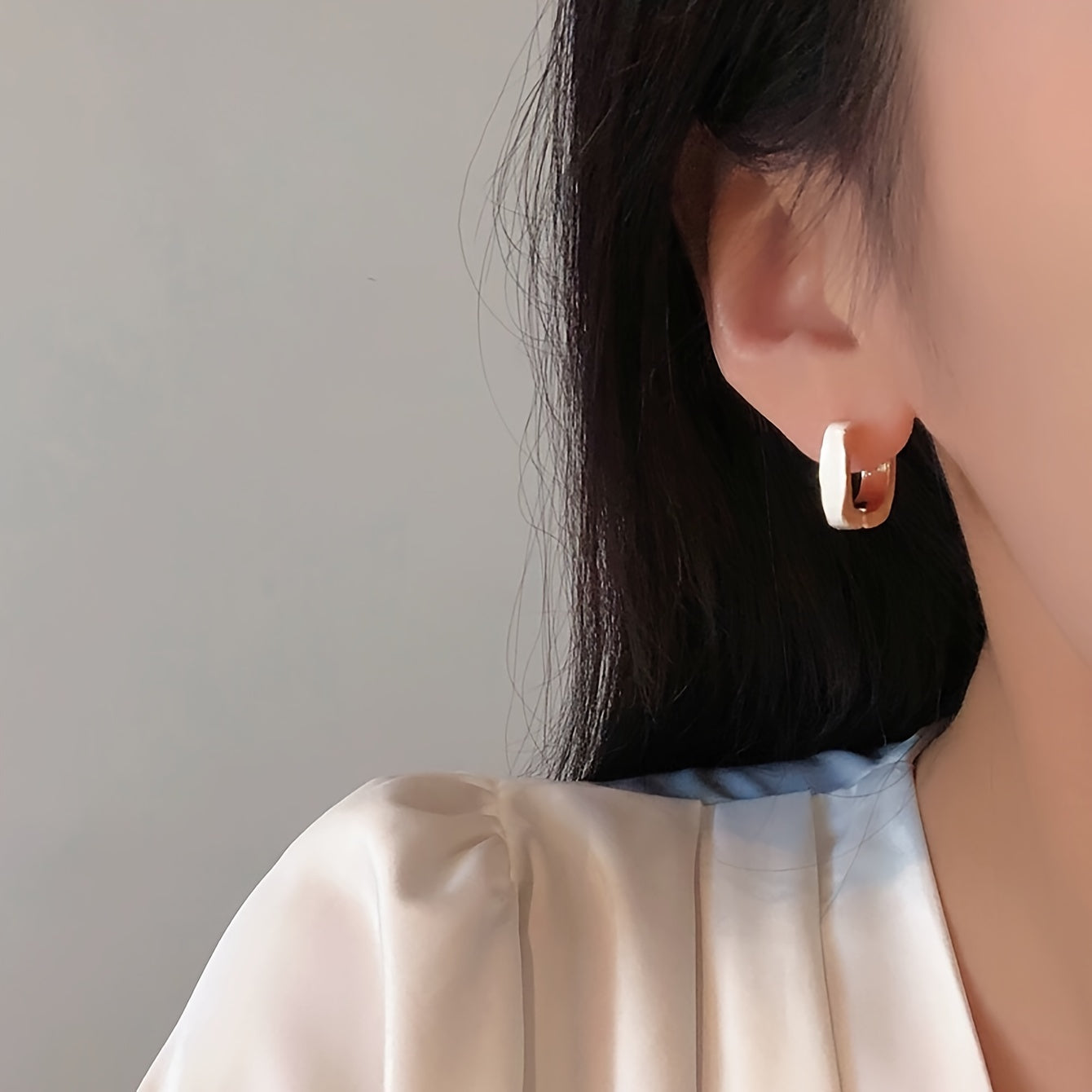 Aretes de Aro Elegancia Real – Bañado en oro de 18k