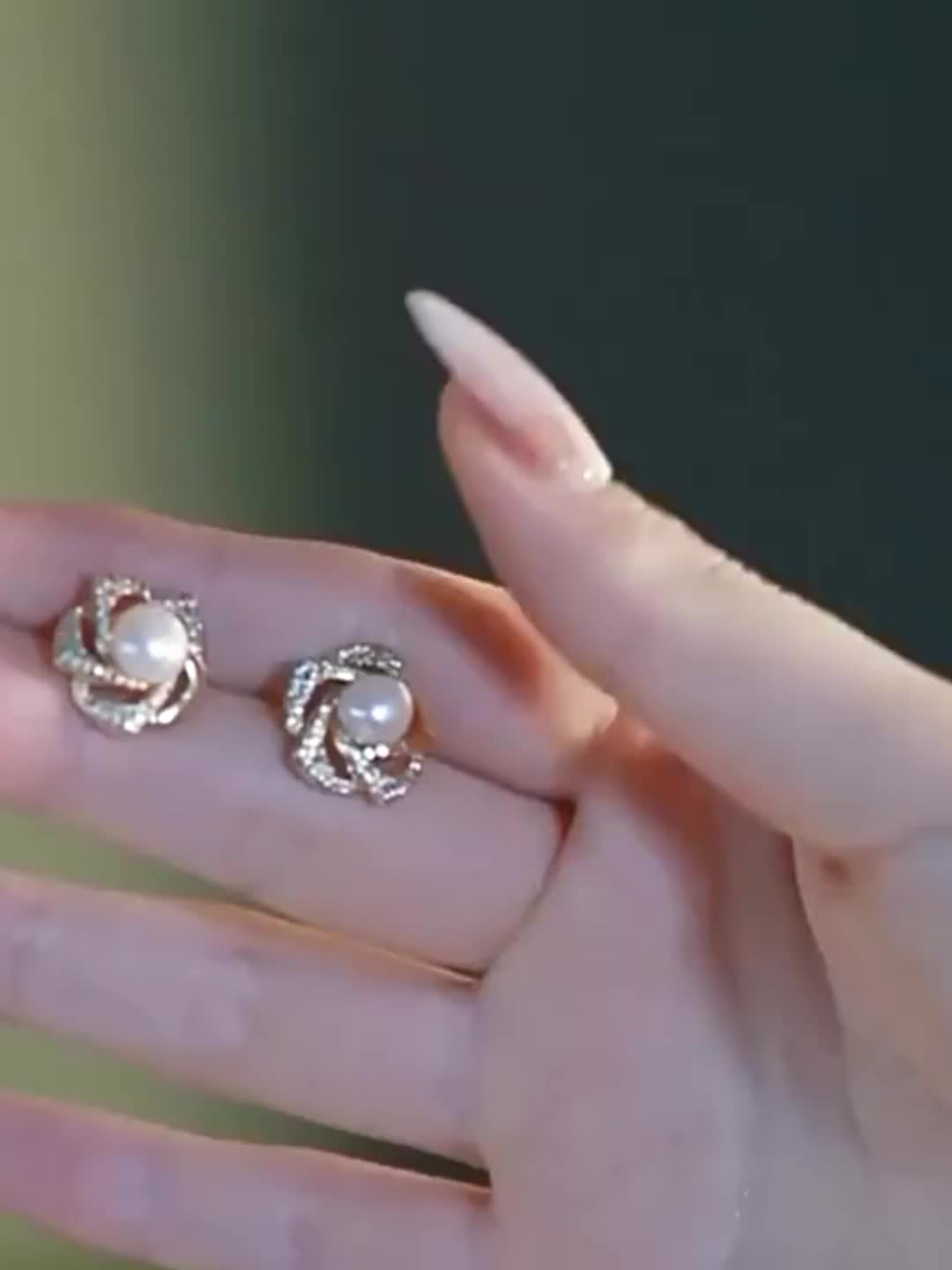 Aretes de Perlas Lujo Absoluto – Bañado en oro de 18k