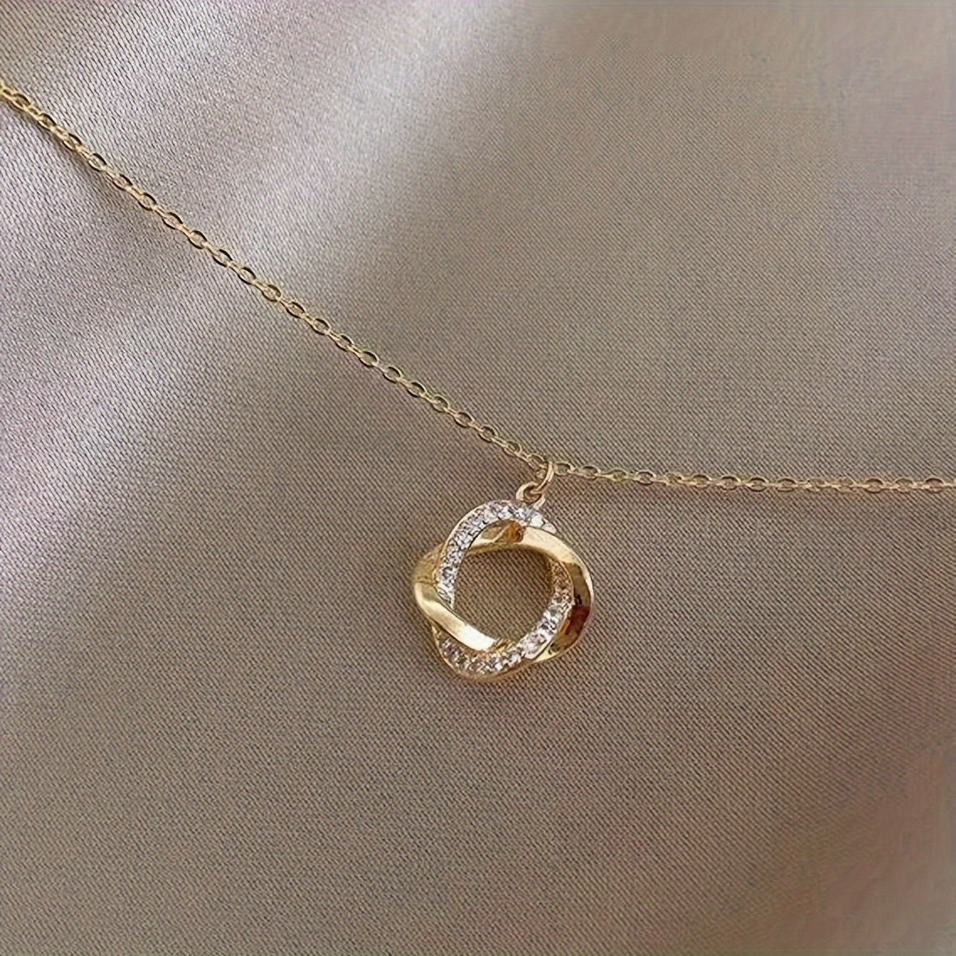 Collar Com Pingente Redondo Tradición - Bañado en oro de 18k
