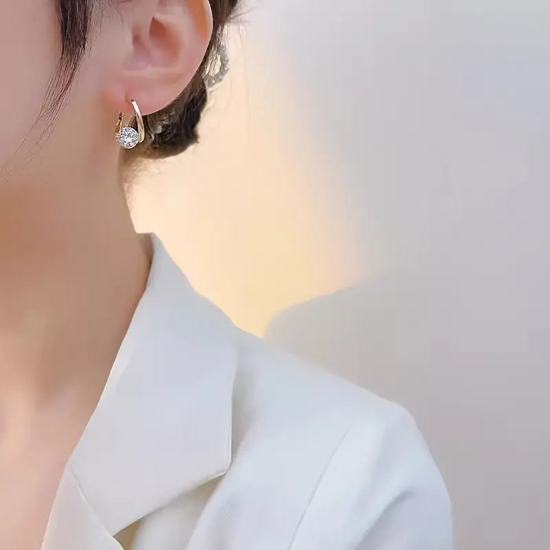 Aretes de Aro con Circonia Aura Dorada – Bañado en oro de 18k