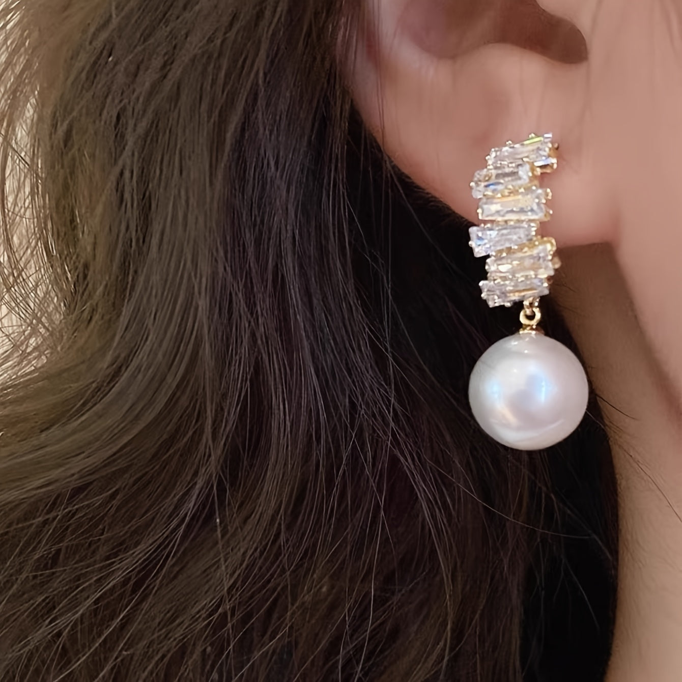 Aretes de Oro con Colgante de Perlas Distinción – Bañado en oro de 18k