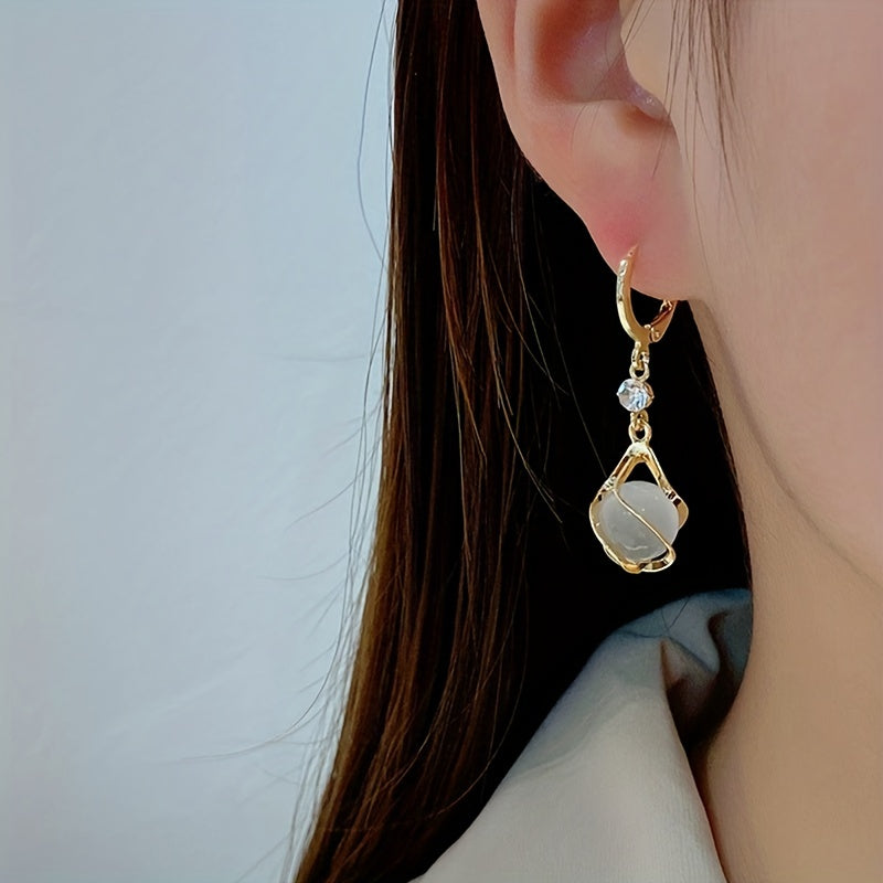 Aretes de Aro con Colgante de Perlas – Bañado en oro de 18k