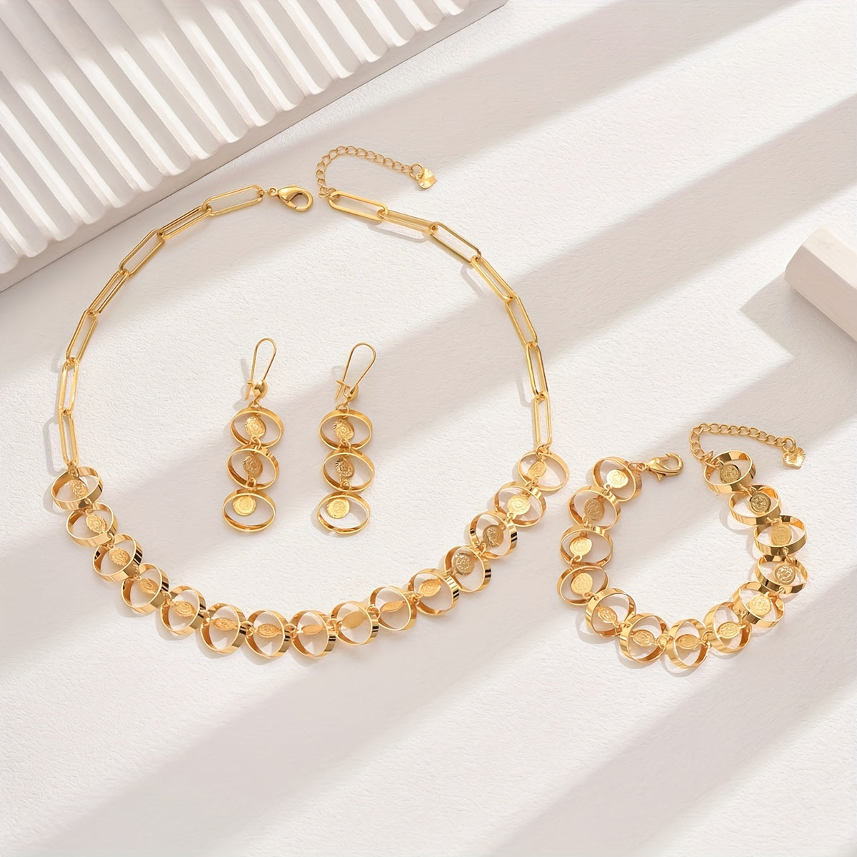 Conjunto Elegancia Moderna – Bañado en oro de 18k