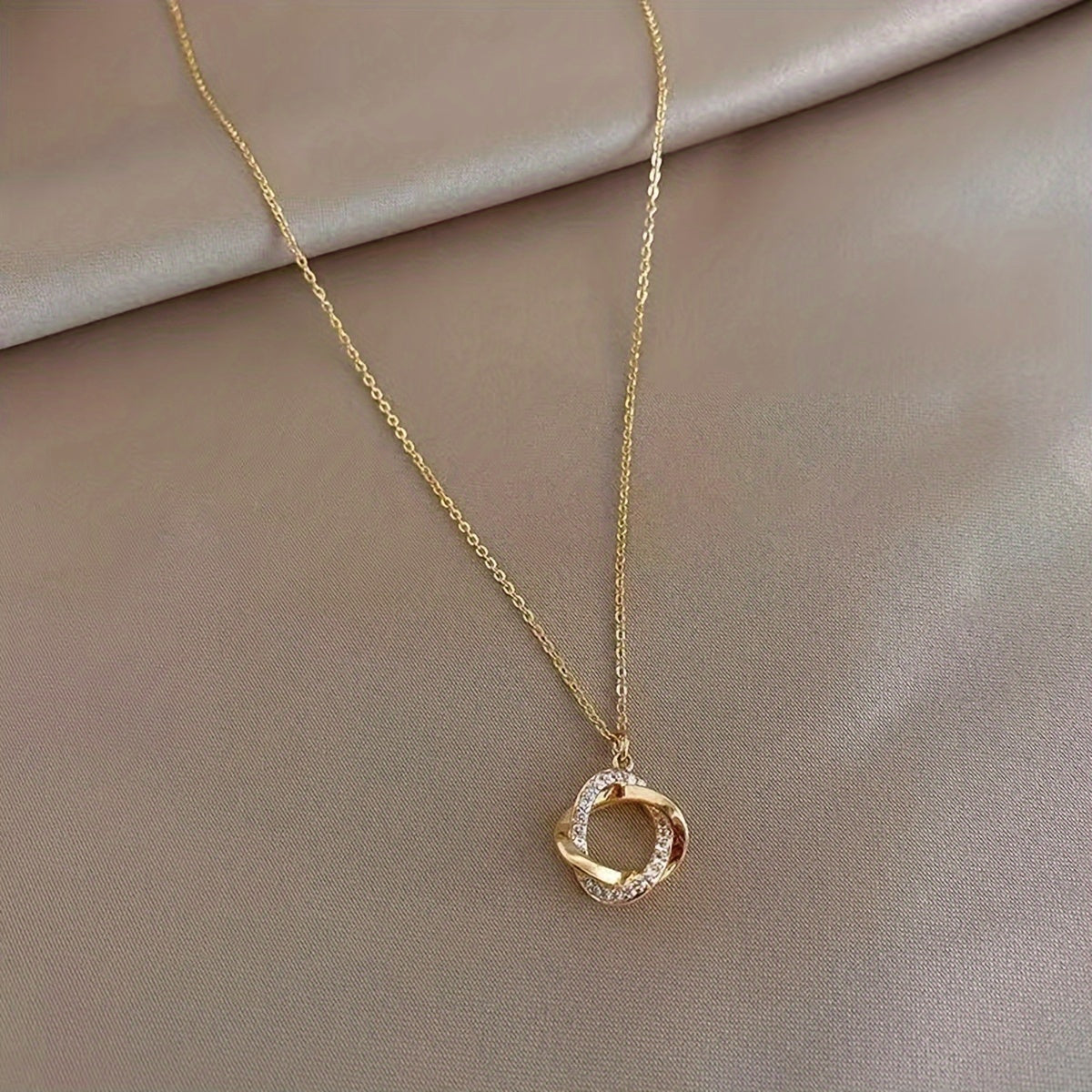 Collar Com Pingente Redondo Tradición - Bañado en oro de 18k