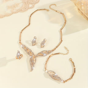 Conjunto Aurora Real – Lujo y distinción para mujeres únicas
