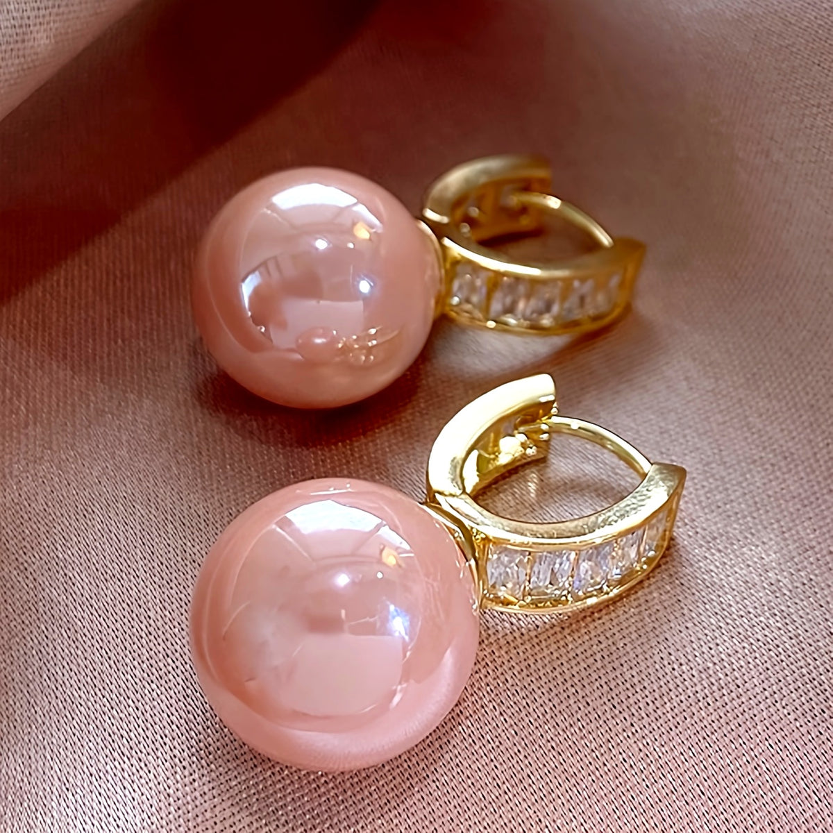 Aretes de Perlas con Circonia Imperial – Bañado en oro de 18k