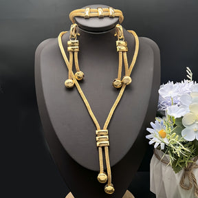 Conjunto de Joyas Elegancia Atrevida - Bañado en Oro de 18K