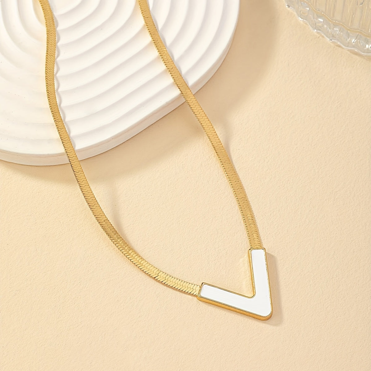Colar V Lujo Absoluto - Banhado em ouro 18K
