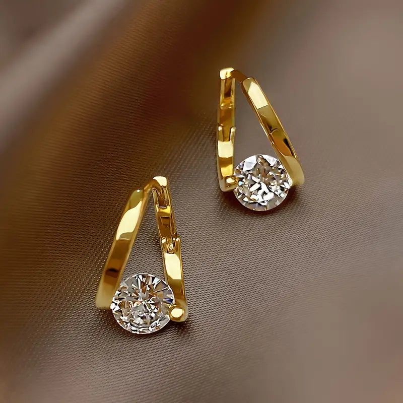 Aretes de Aro con Circonia Aura Dorada – Bañado en oro de 18k