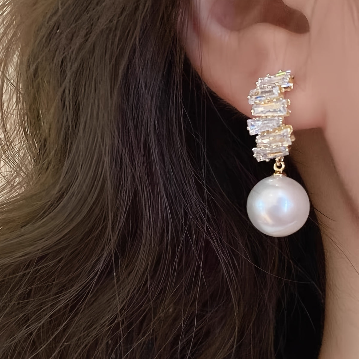 Aretes de Oro con Colgante de Perlas Distinción – Bañado en oro de 18k